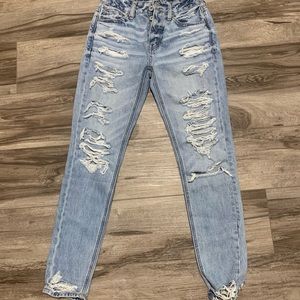 American eagle mom jeans